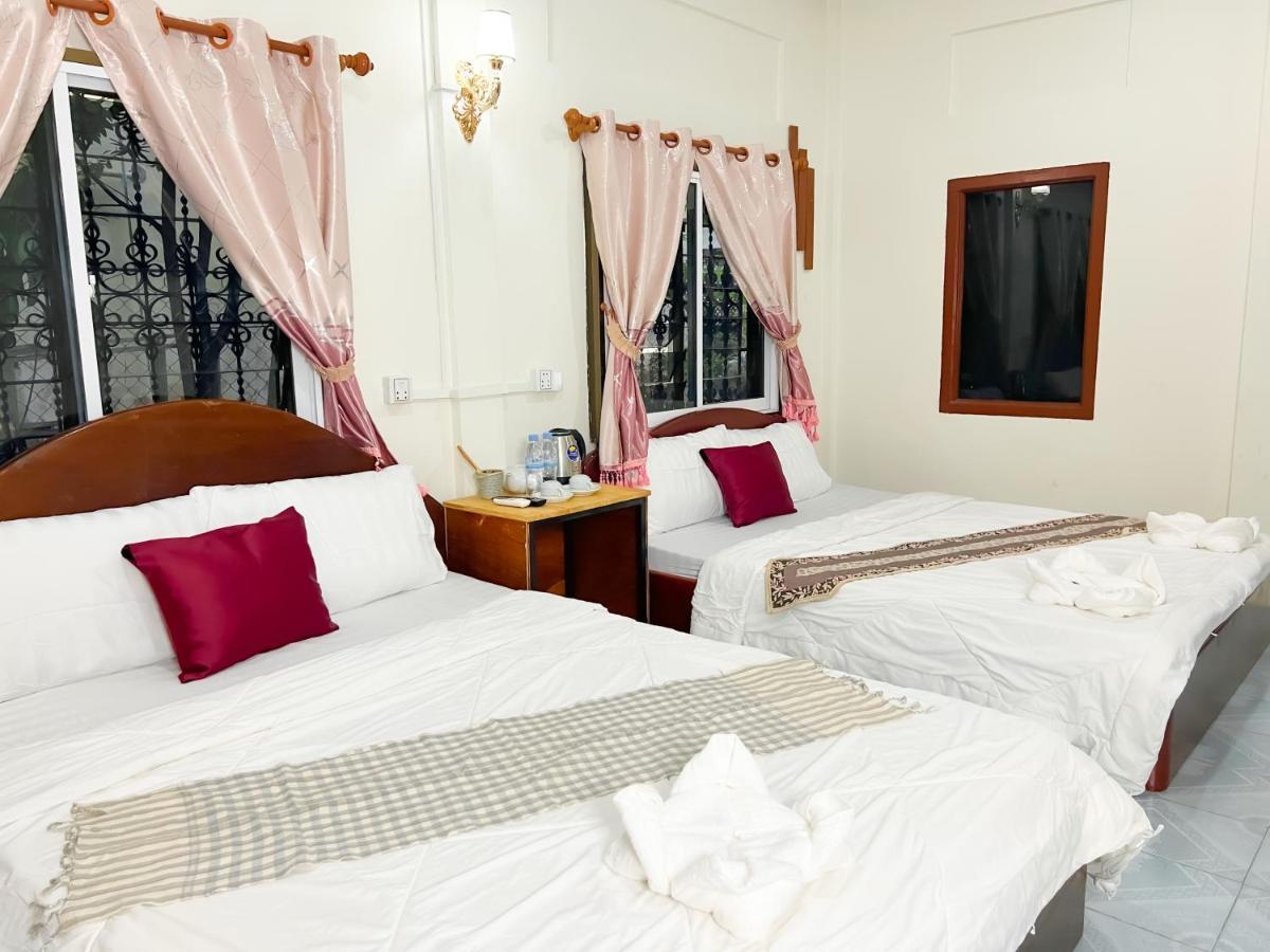 Lotus Blanc Homestay Battambang Eksteriør bilde