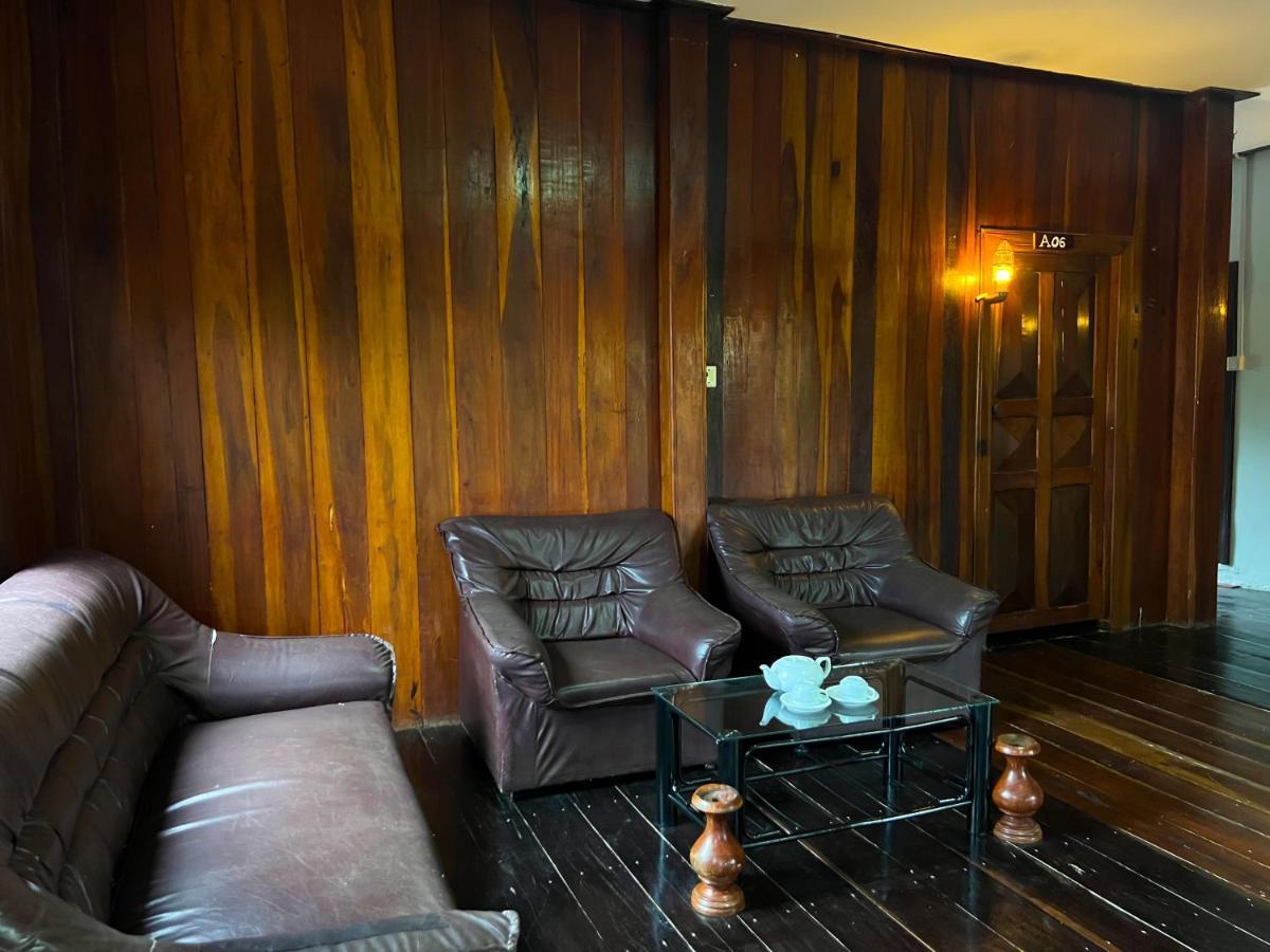 Lotus Blanc Homestay Battambang Eksteriør bilde