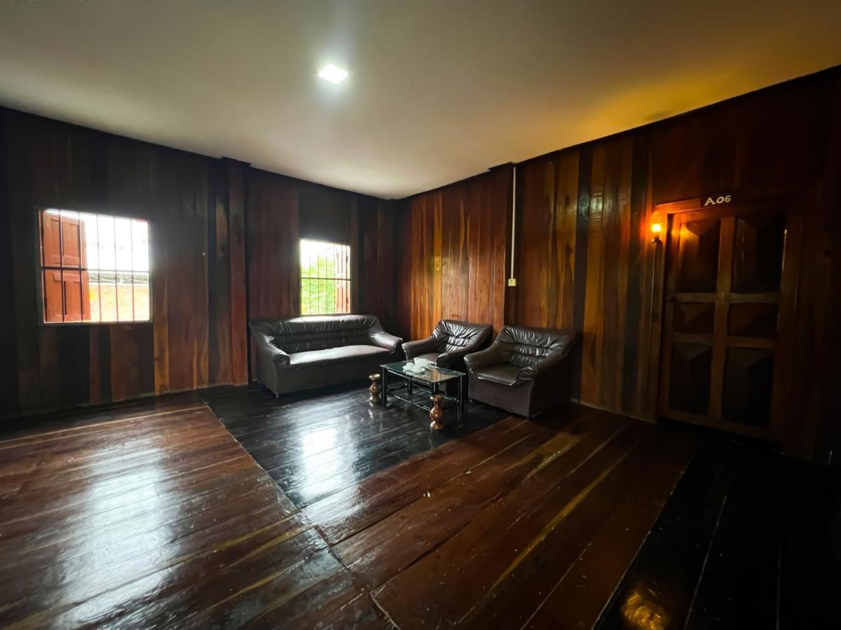Lotus Blanc Homestay Battambang Eksteriør bilde