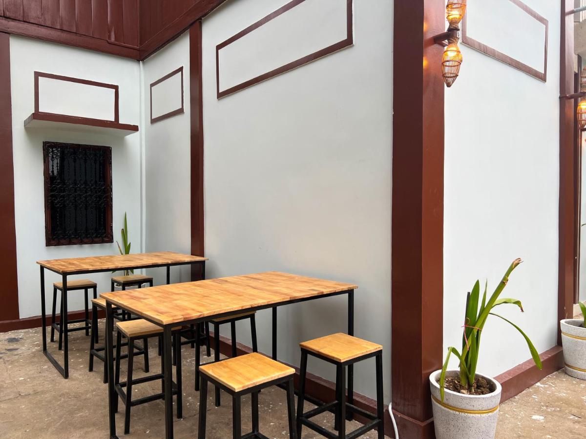 Lotus Blanc Homestay Battambang Eksteriør bilde