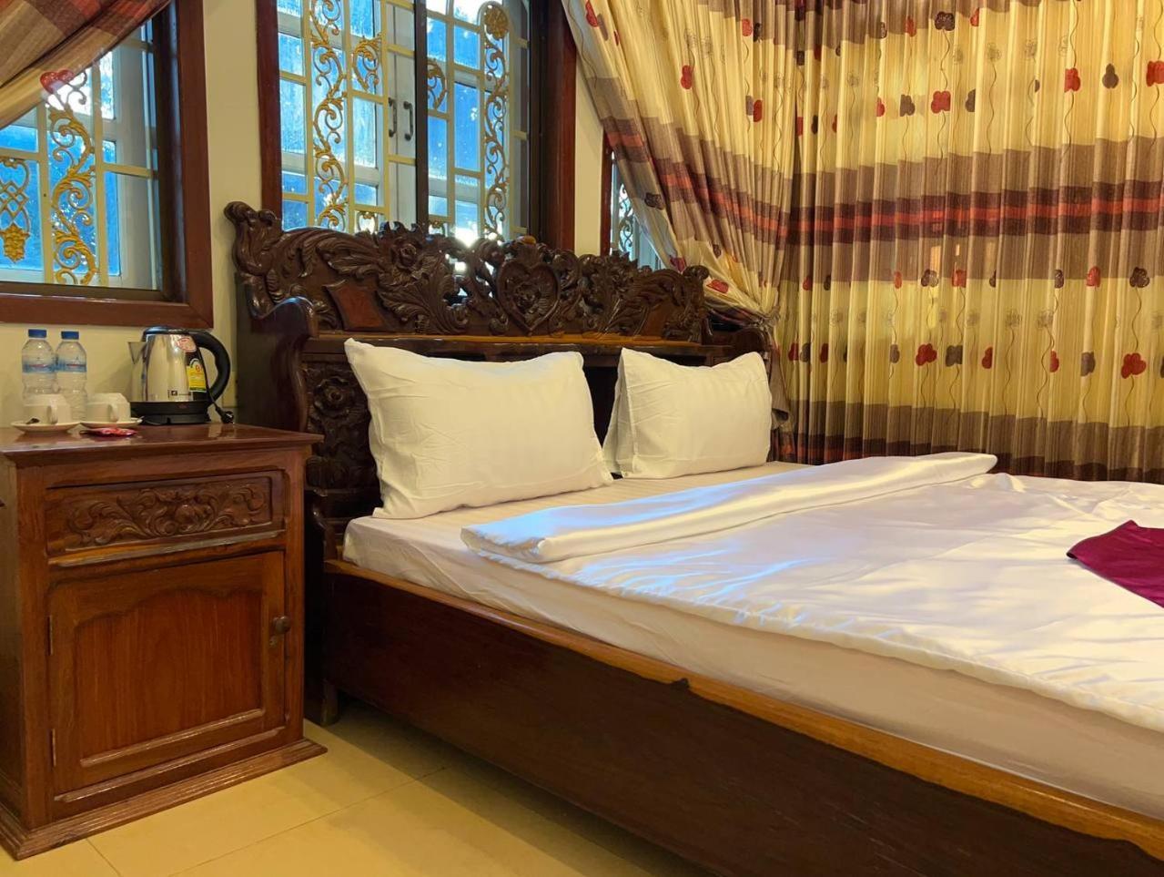 Lotus Blanc Homestay Battambang Eksteriør bilde