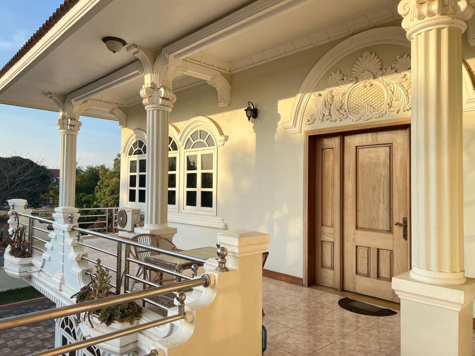 Lotus Blanc Homestay Battambang Eksteriør bilde