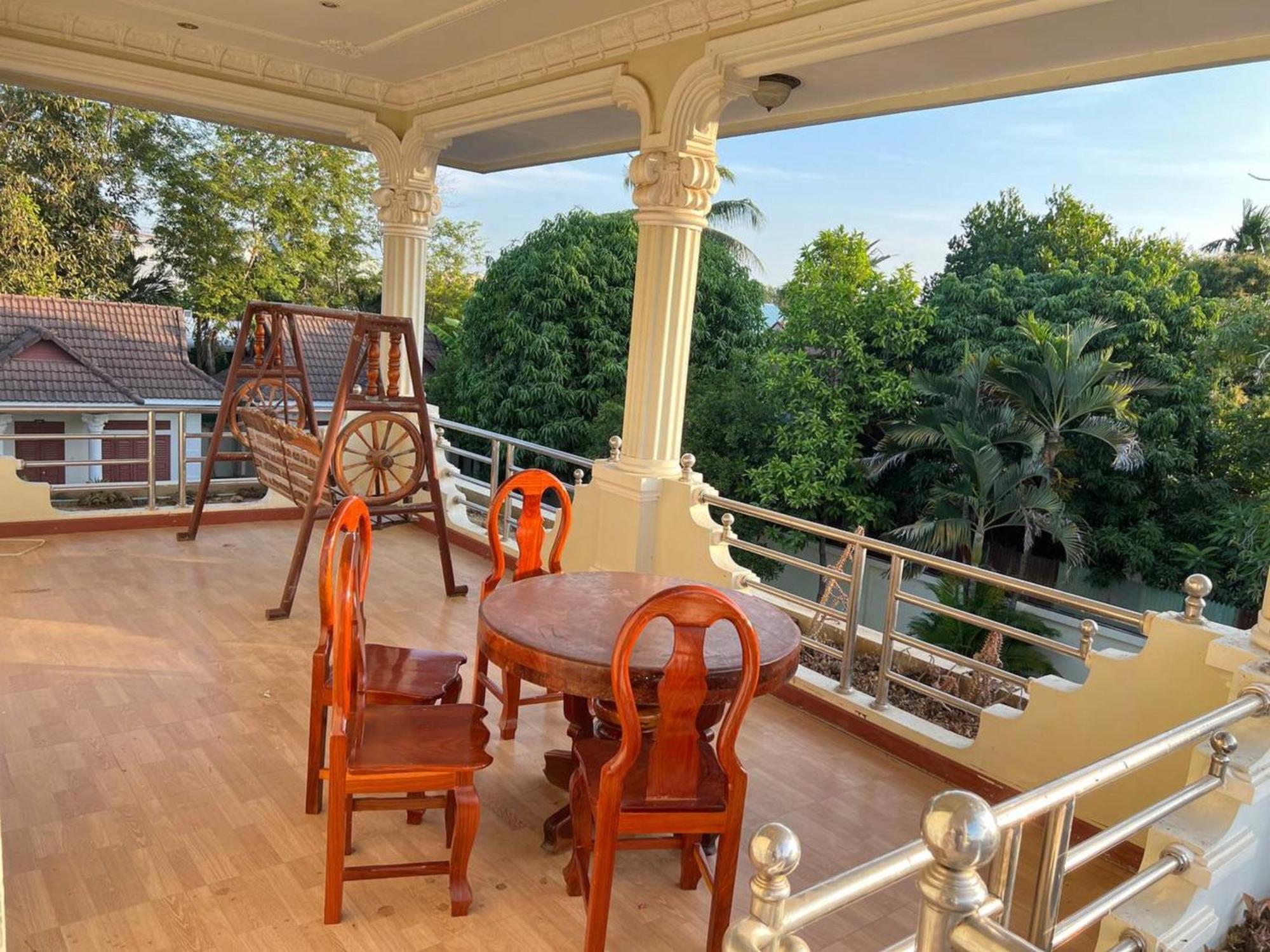 Lotus Blanc Homestay Battambang Eksteriør bilde