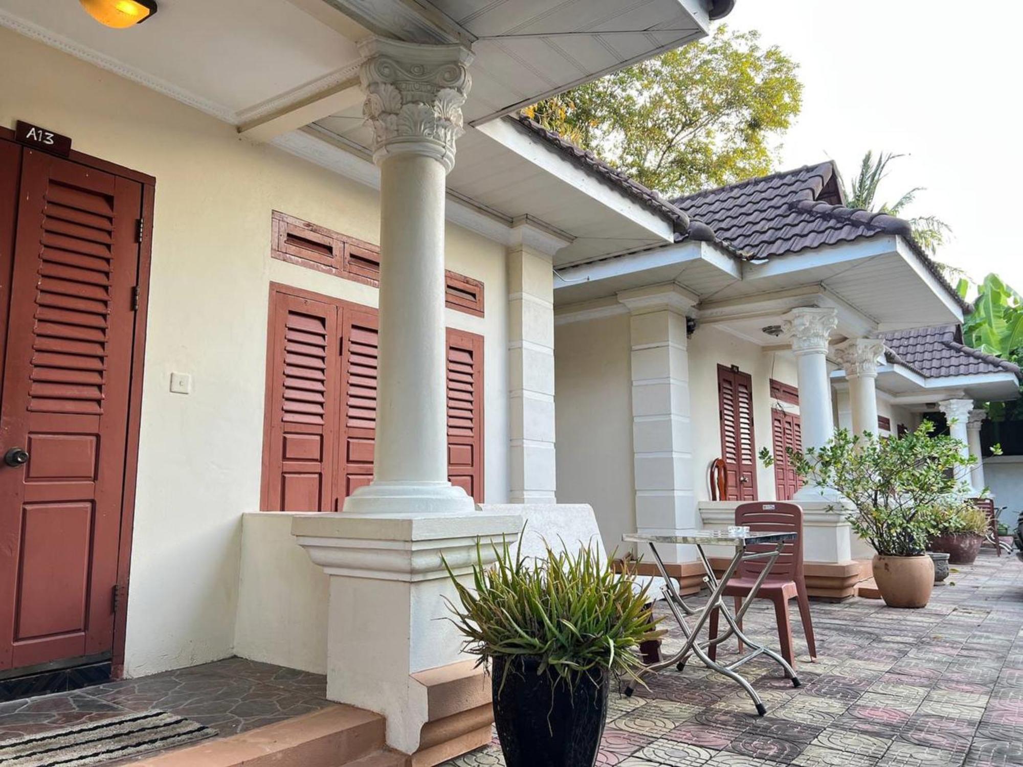 Lotus Blanc Homestay Battambang Eksteriør bilde