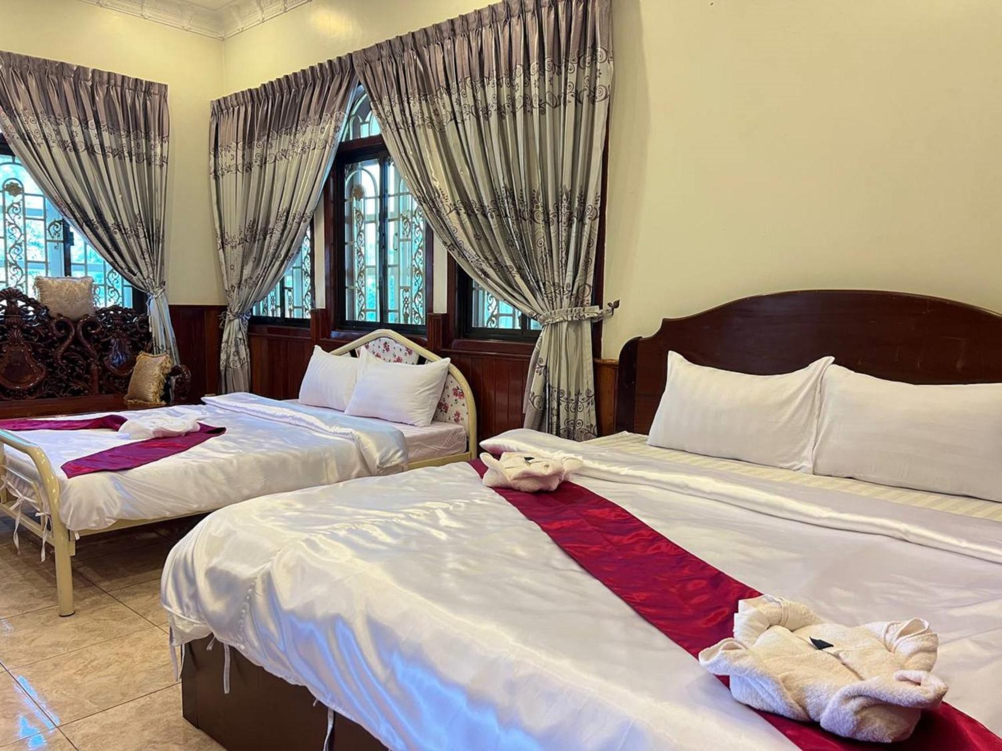 Lotus Blanc Homestay Battambang Eksteriør bilde